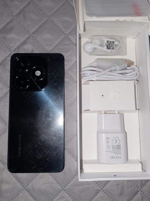 Новый телефон Tecno spark 20