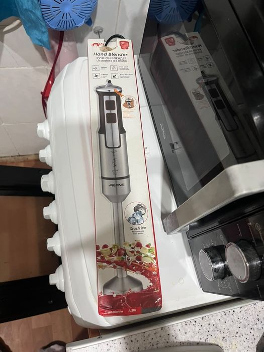 Продам ручной блендер новый!