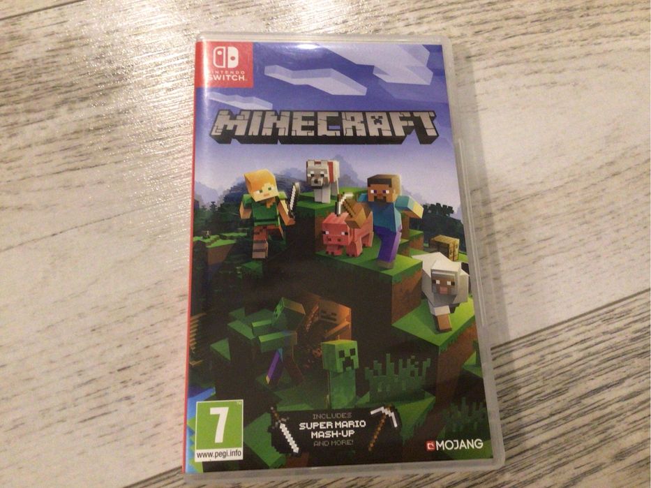 Mario Kart 8 Deluxe N.S. + Minecraft N.S. + Minecraft Legends Deluxe