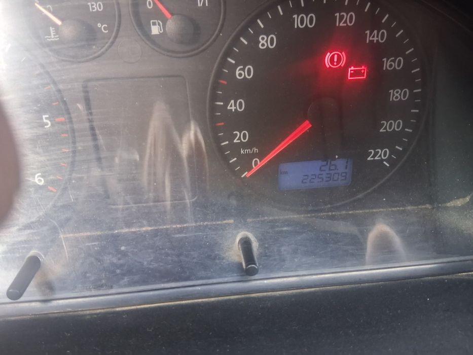 Бусове каравани камиони