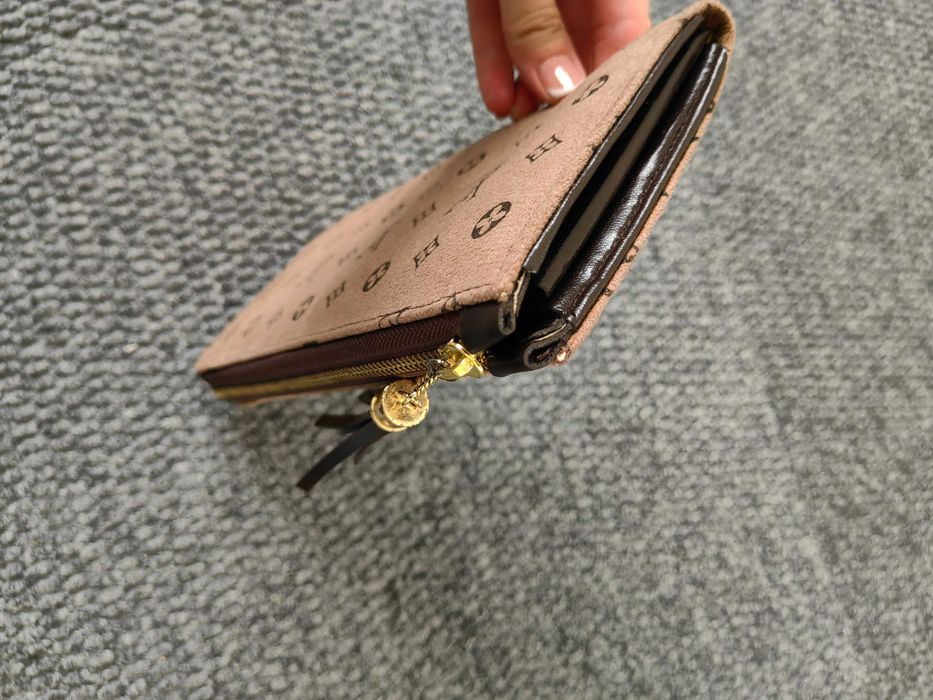 Портмоне и клъчове