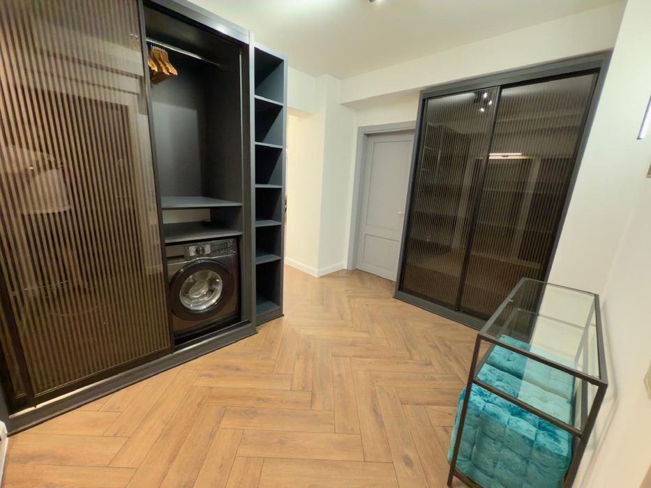 Inchriere ap lux 90 m2,Obcini