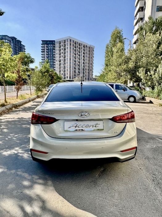 Hyundai Accent 2020/1,6/full/автомат