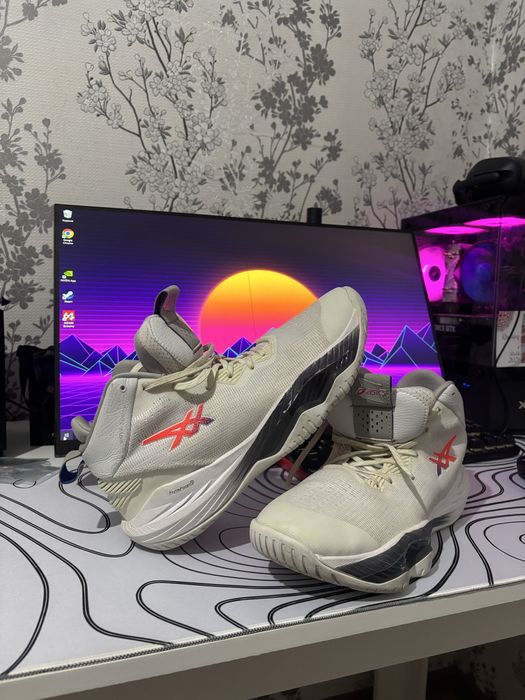 продам asics nova