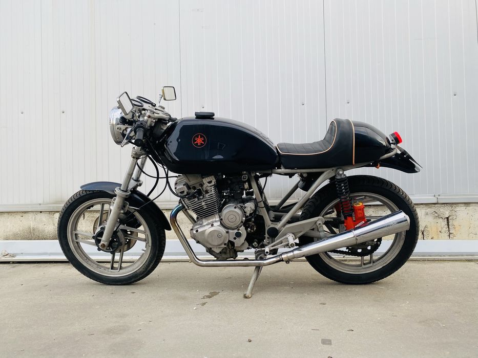 RATE FIXE fara avans Yamaha xs400 Cafe Racer permis A2 Livrare Buyback