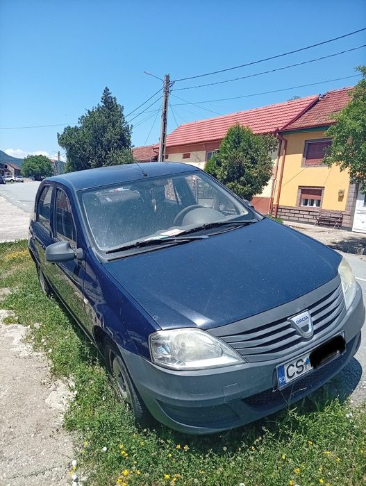 Vând urgent Dacia Logan 1'4 benzina 2011