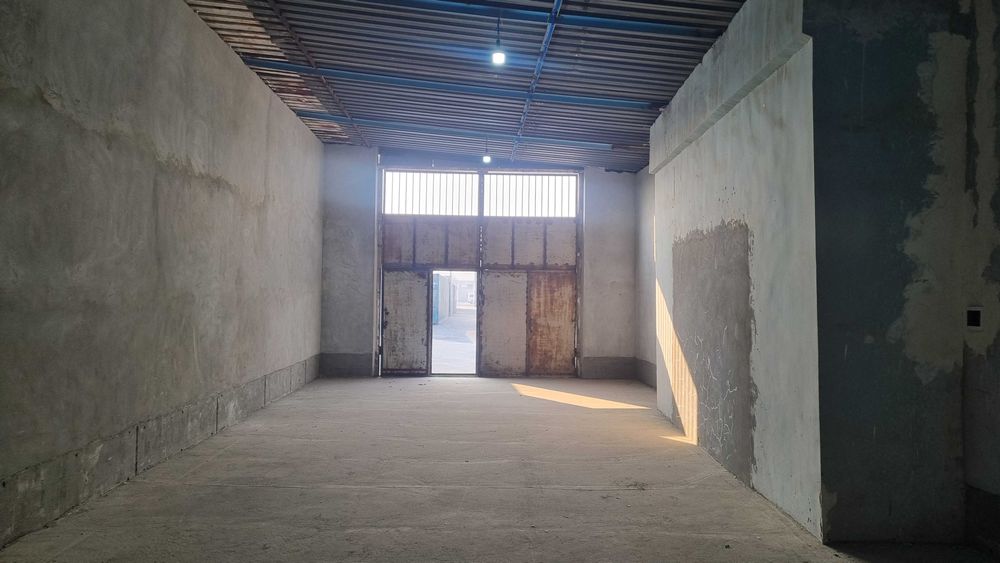 Офис хонаси ва омбор биноси ижарага берилади.