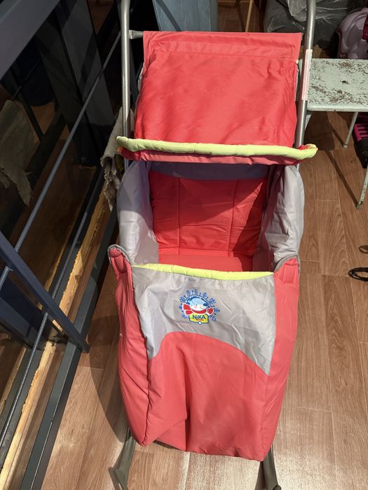 Продам санку новая.