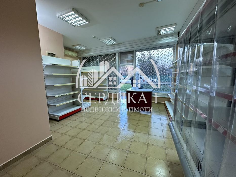 Магазин в София-Овча Купел площ 40 цена 450