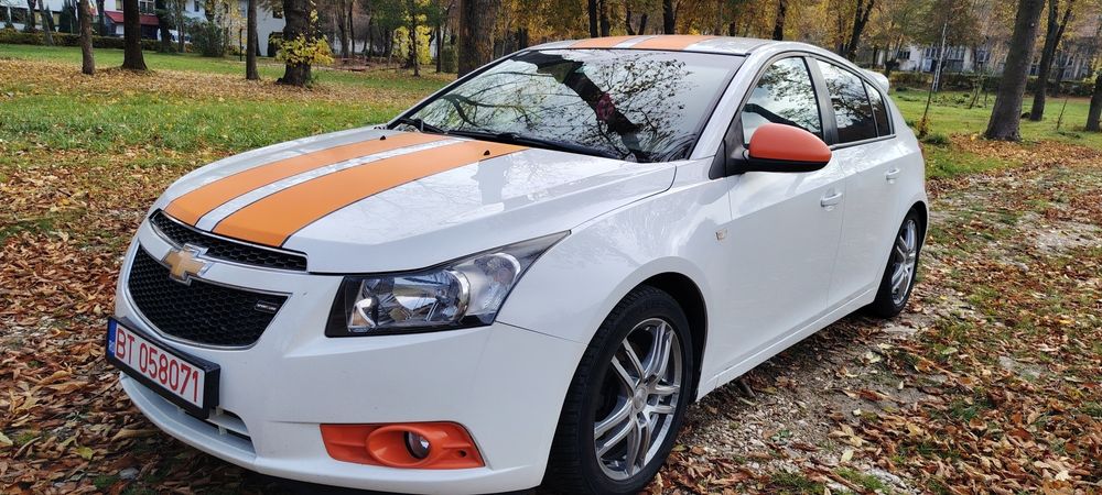 Vand Chevrolet Cruze 2012 1.7 disel preț negociabil