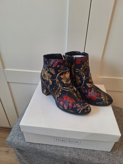 Ghete dama, piele naturala, Italia, Sergio Bardi, mărimea 38