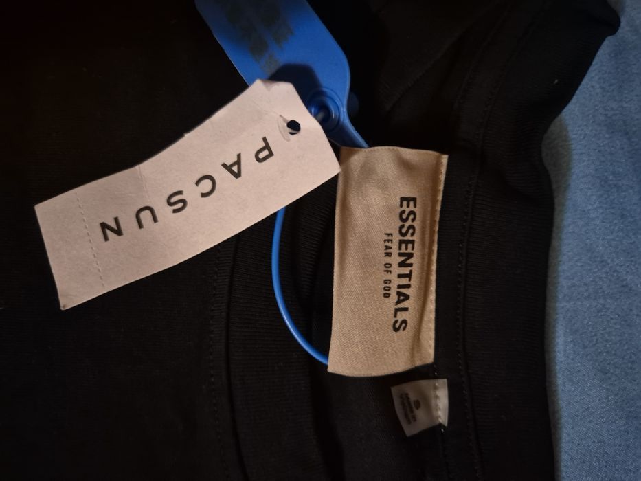 Tricou Essentials Negru