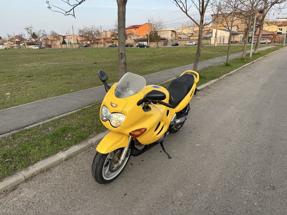 Suzuki gsx 600 f Katana