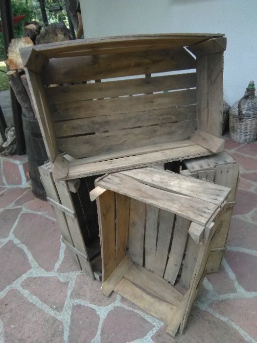 Продавам стари Щайги за интериор от масивна дървесина