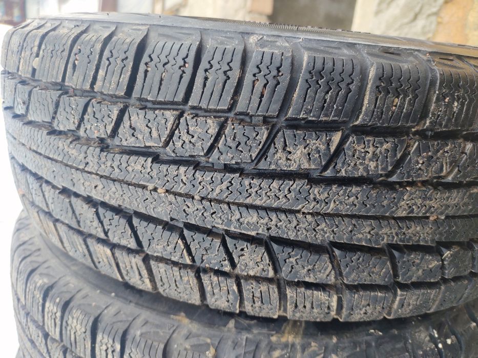 Комплект почти новой резины