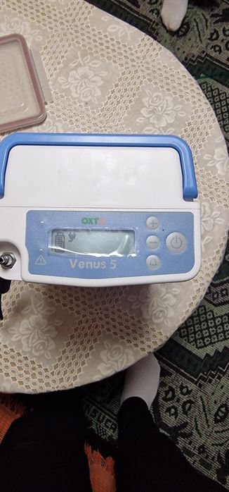 Vând  trei  buc .concentrator de oxigen PHILIPS de 5litri, Devibiss de