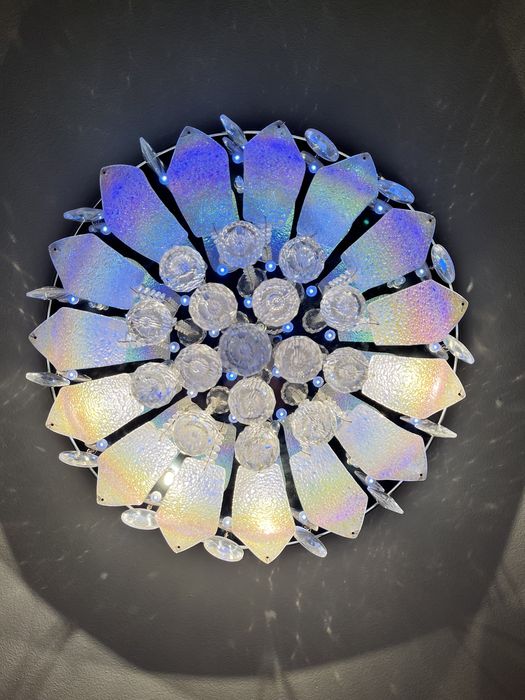 Продам светодиодную люстру