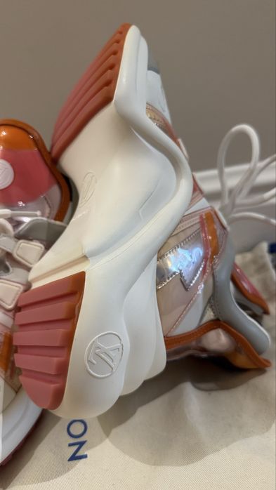 Louis Vuitton sneakers 36