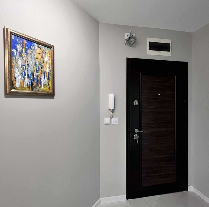 Продава се Тристаен апартамент в Плевен, Идеален център - 107 кв.м за 1636 €/кв.м - Снимка #17