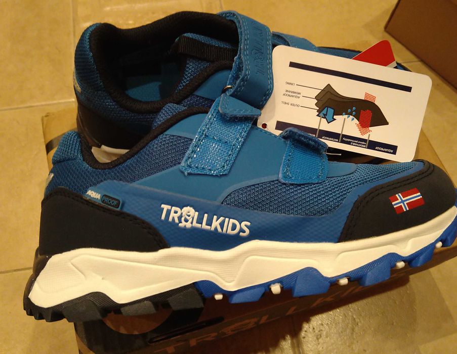 Нови маратонки 32 н.