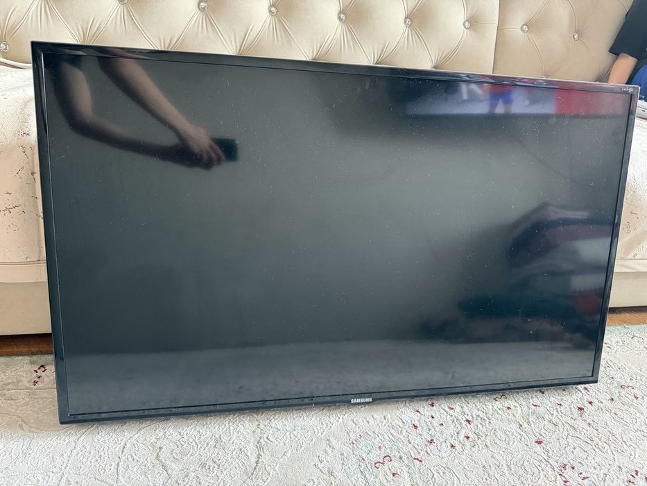Продам телевизор Samsung