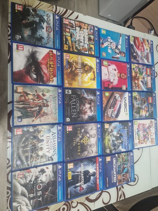 Vând jocuri PS4 60 lei buc