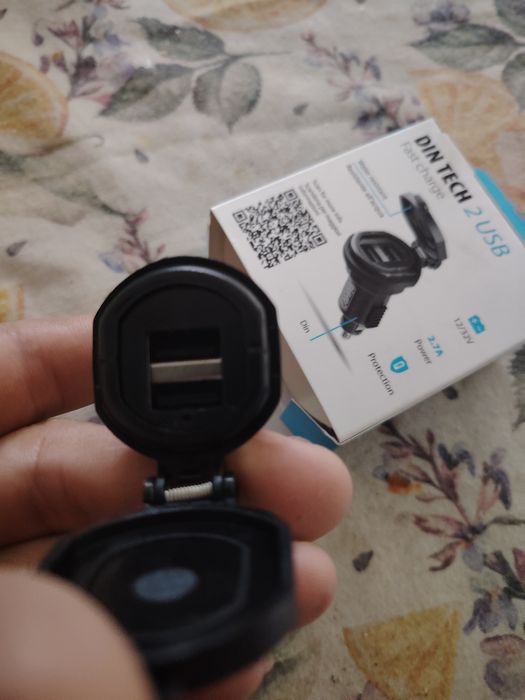 Adaptor de alimentare pentru moto BMW