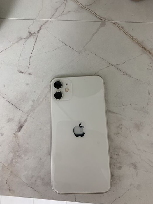 Iphone 11 64 gb.
