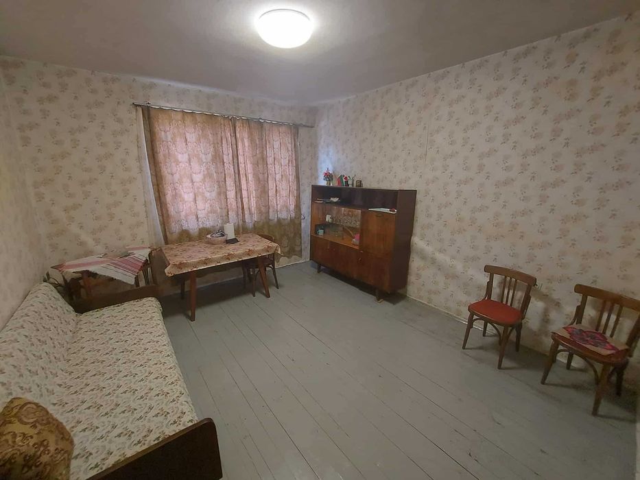 Продава се Етаж от къща в Търговище, Вароша - 130 кв.м за 863 €/кв.м - Снимка #2