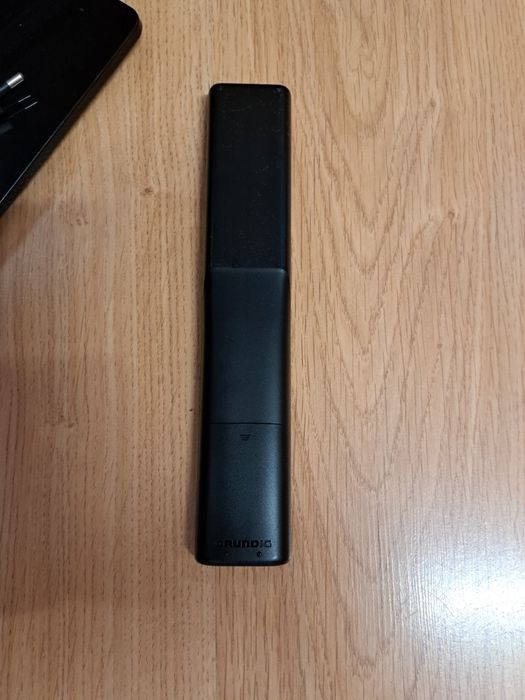 Телевизор GRUNDIG VLE 7100 BF