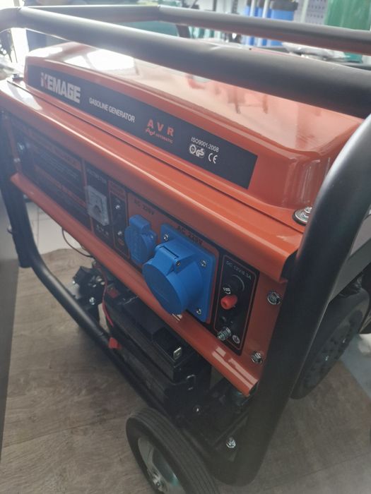 KM13000C generator 9 kwt 220В генератор