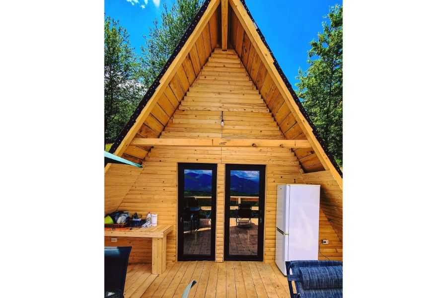 Casa, cabane A-Frame, foisoare si terase din structura de lemn