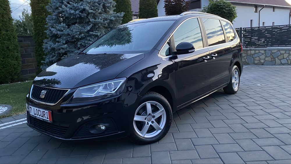 VOLKSWAGEN Sharan