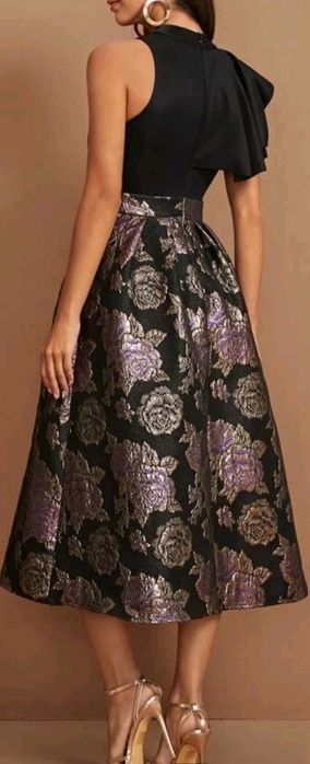 Три рокли размер М