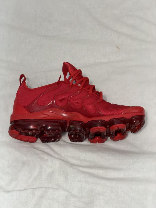 Nike Air Vapormax Plus roșii