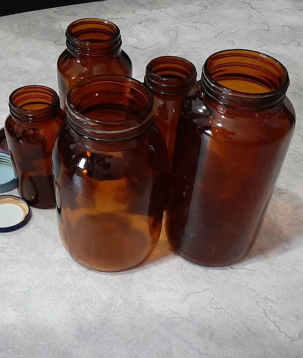 Банки тёмное стекло крученые