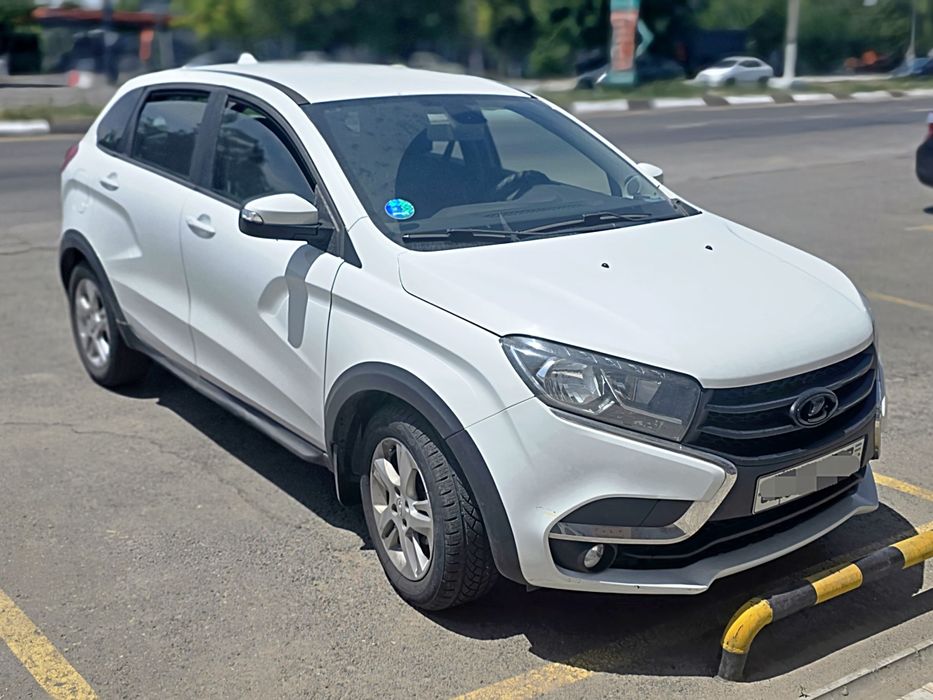 LADA XRAY 1.8MT Prestige TOP-7  2016г-2017г пробегом 75000км