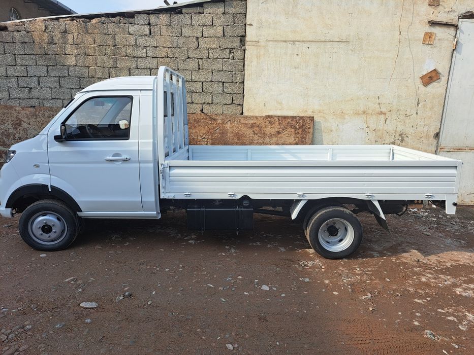 Юк автомабиларига фургон изотермик хизмати