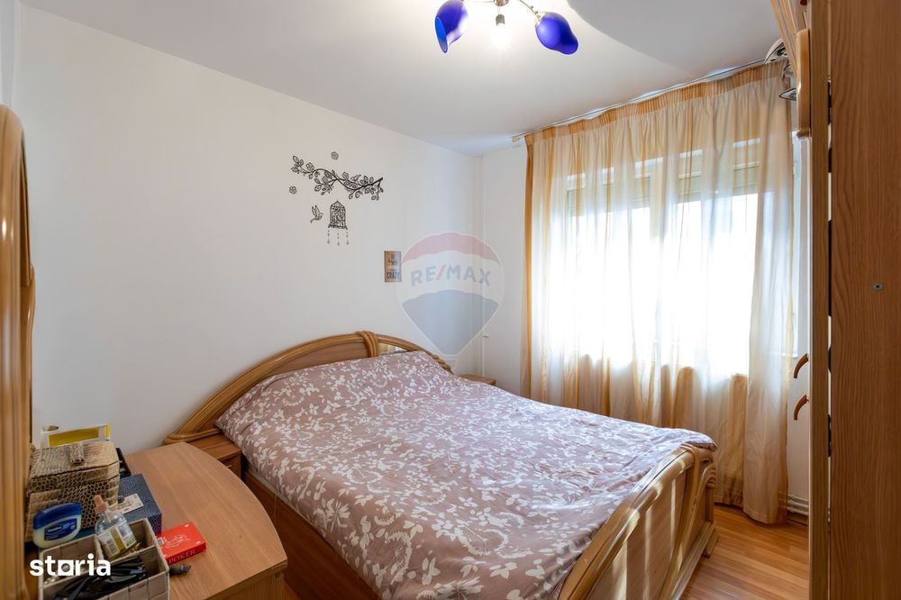 Apartament cu 2 camere semidecomandate de vânzare zona Zimbru
