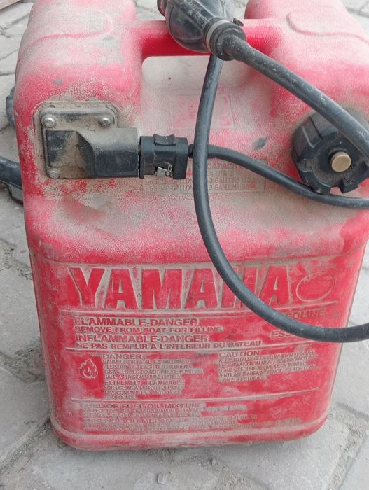 Продам лодочныи матор