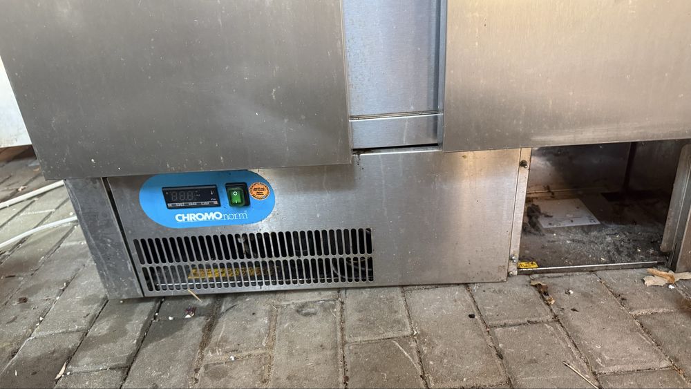 Vand masa rece pentru bucatarie