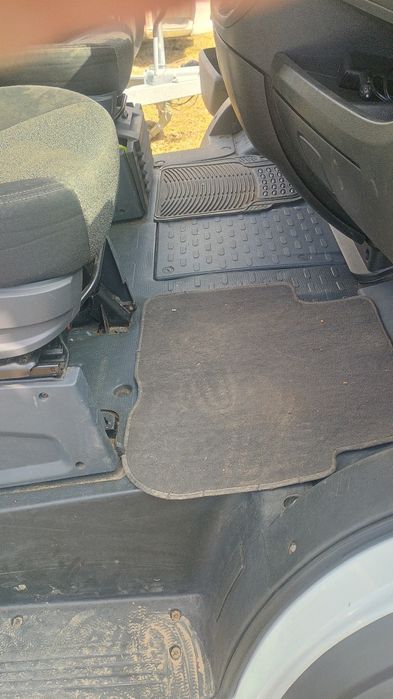 Vând urgent Fiat ducato 3.0 diesel,prelata