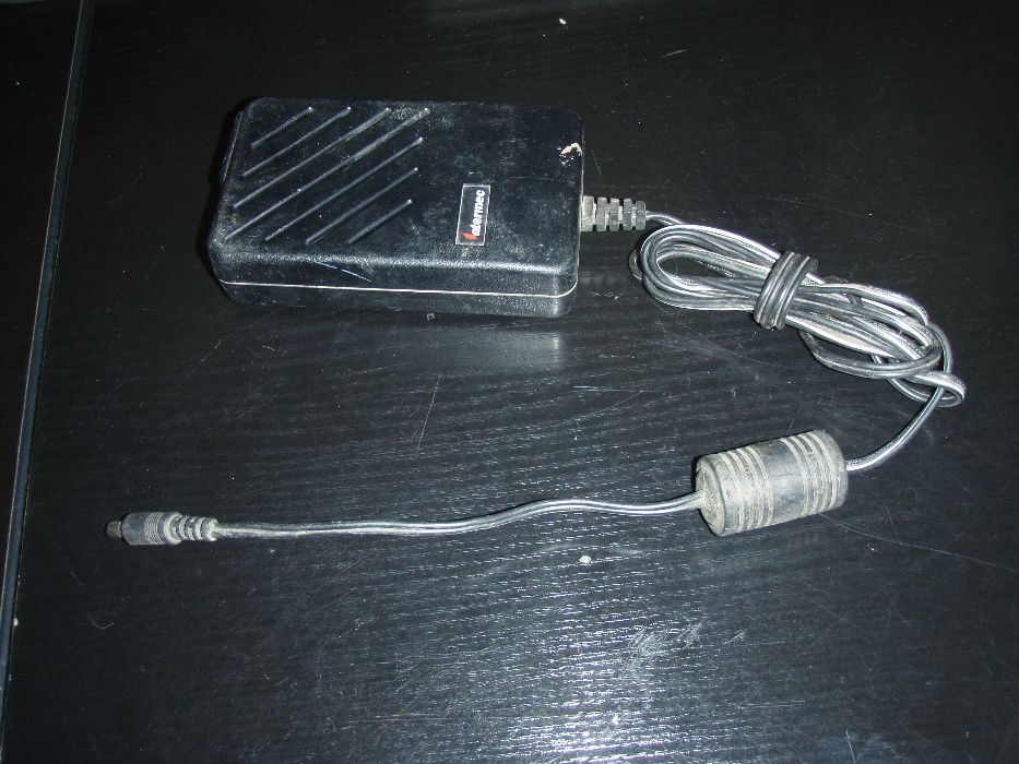 Alimentator Intermec 50W 12V 4.15A, mufa rotunda cu gaura