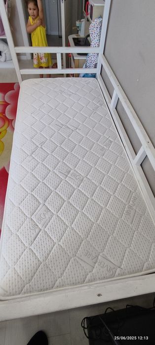 Детски легла с матраци като нови!!!Детска кошарка като нова!!!