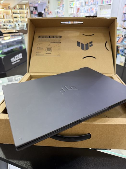 Asus Tuf A16 Gaming 16/512 R7 RTX4050