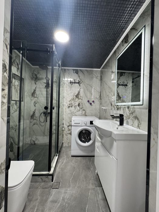 КВАРТИРА сотилади узимники LUX