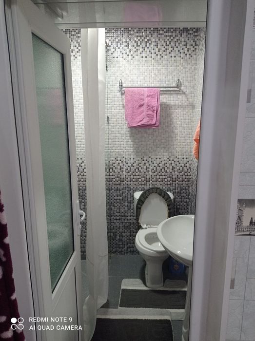 Фаргона шахар Флагман олдида