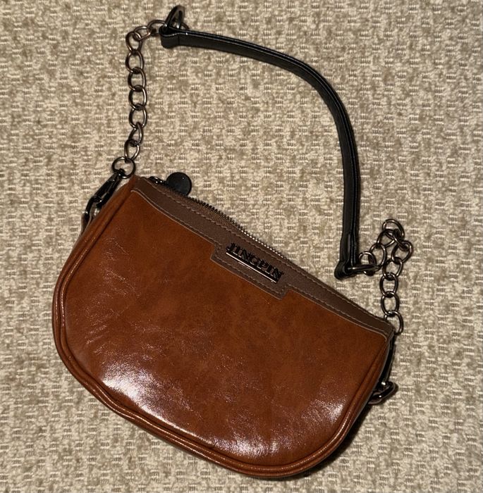 Продам женскую сумочку