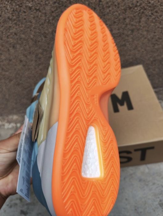 Ghete Adidas  Yeezy qntm mărimea 46