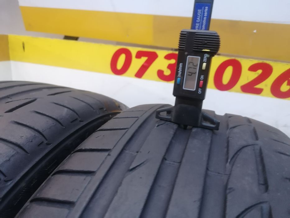 215/45/20 2*Bridgestone vara 95w dot 2217.   4,72mm